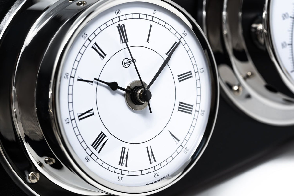 Barigo Tempo Weatherstation - 4 Instruments in 1  - Barometer Hygrometer Thermometer Clock