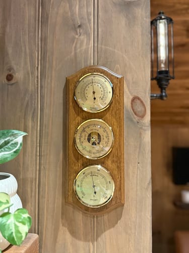 Rustic Oak & Brass Weatherstation - 3 in 1 - Hygrometer + Barometer + Thermometer