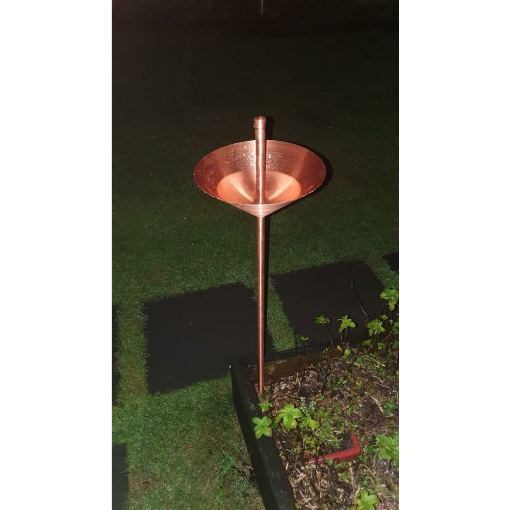 Rain gauge made of solid copper